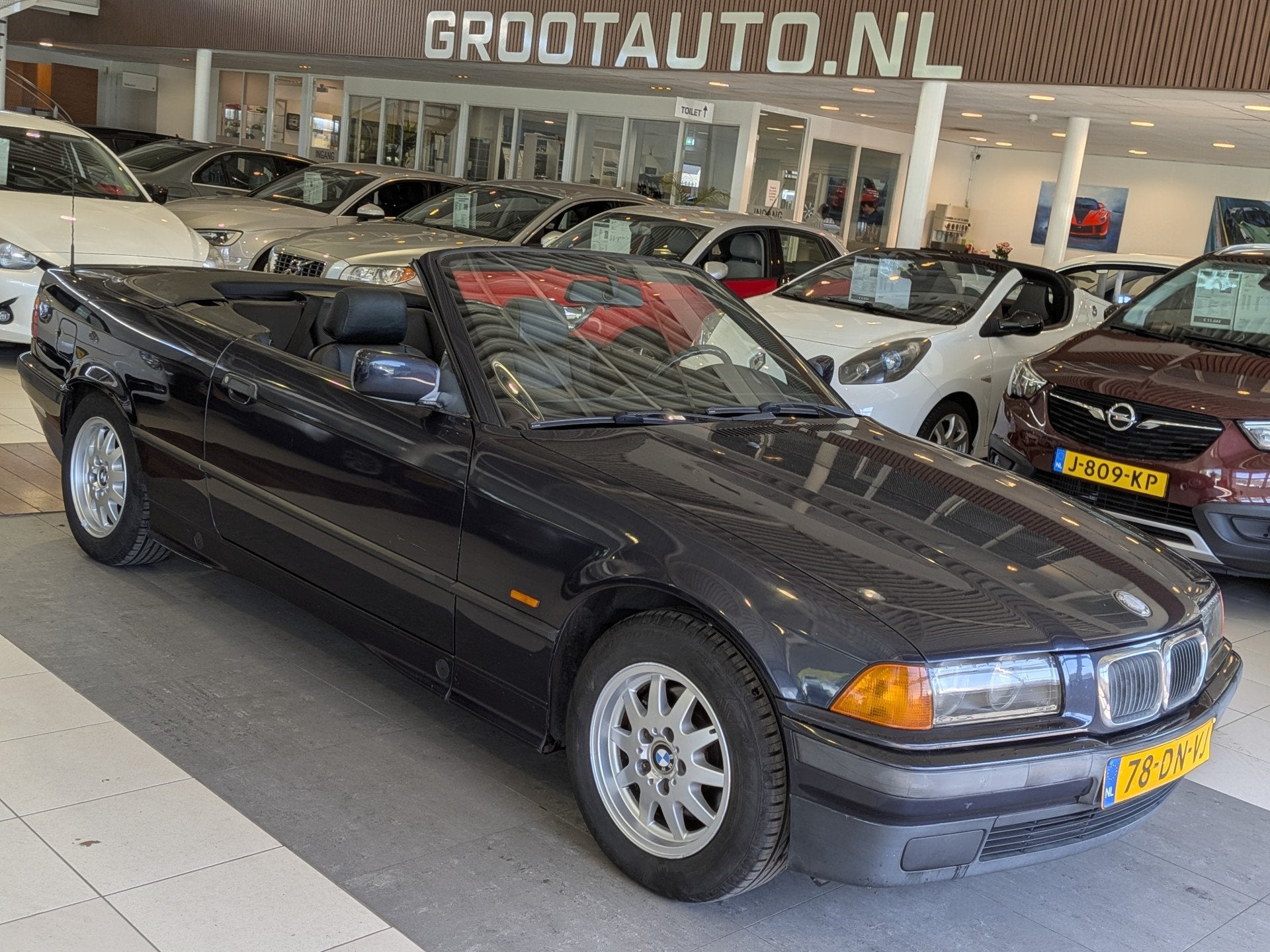 BMW 3 Serie Cabrio 318i Executive Automaat NAP 89.818km, 1e, Auto's, Automaat, Achterwielaandrijving, Zwart, Cabriolet