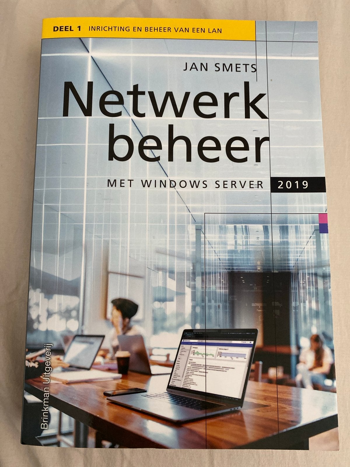 Netwerkbeheer met Windows Server 2019 - Deel 1, Ophalen of Verzenden, Beta, Zo goed als nieuw, MBO