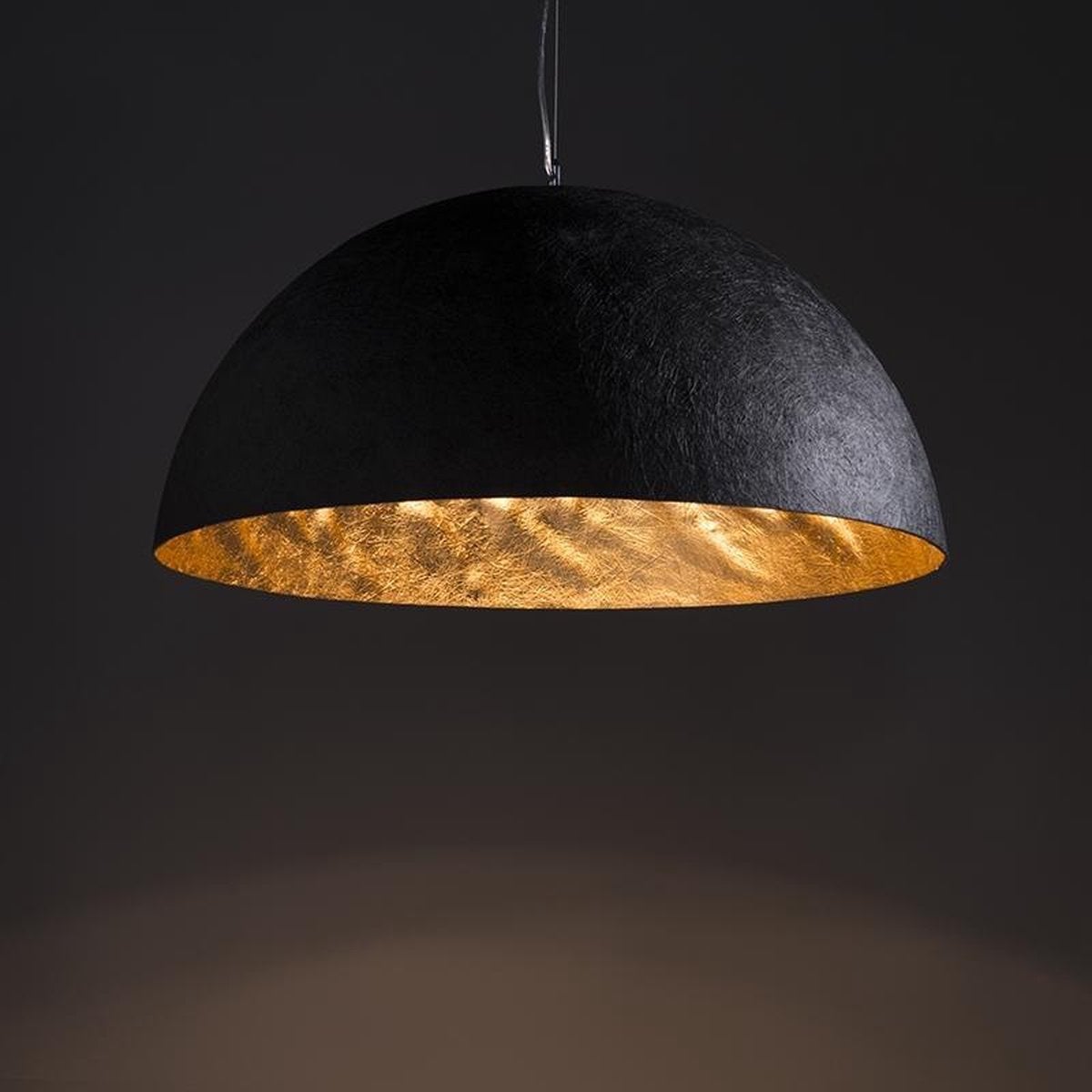 Moderne Zwarte Hanglamp met Gouden Binnenkant, Ophalen, Zo goed als nieuw, Metaal, E14 (klein)