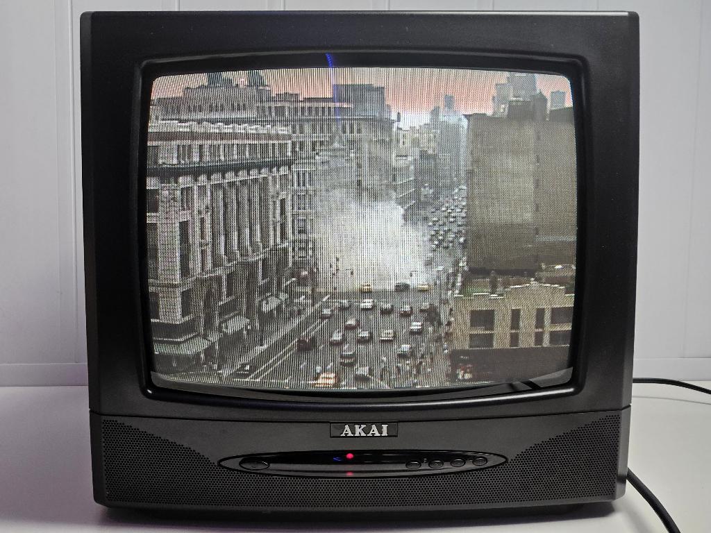Akai TV 1407T CRT TV Aan Uit Knop Werkt NIet Goed Retro, Ophalen, Gebruikt, Minder dan 40 cm, Overige merken