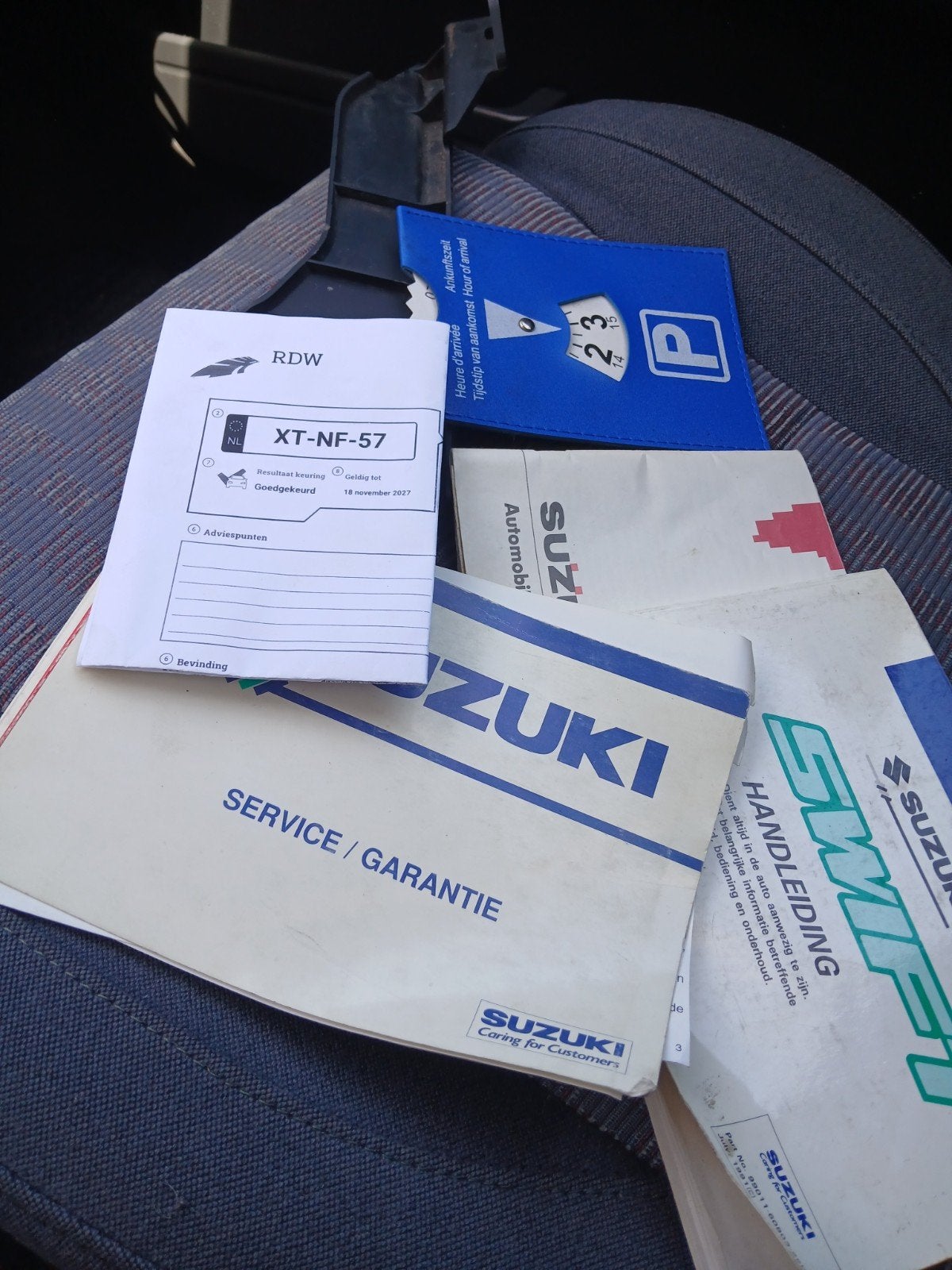 Suzuki Swift 1.3 GTI Twin-cam 16V U9 1992 Rood, foto 8