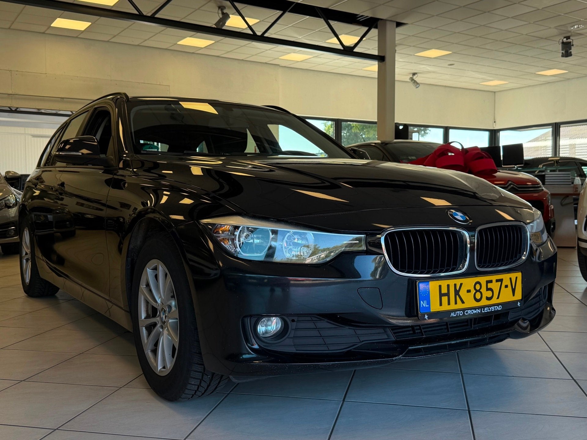 BMW 3-serie Touring 316i Executive bj. 2014 Navi Stoelverwar, Auto's, Gebruikt, Euro 6, 4 cilinders, Zwart