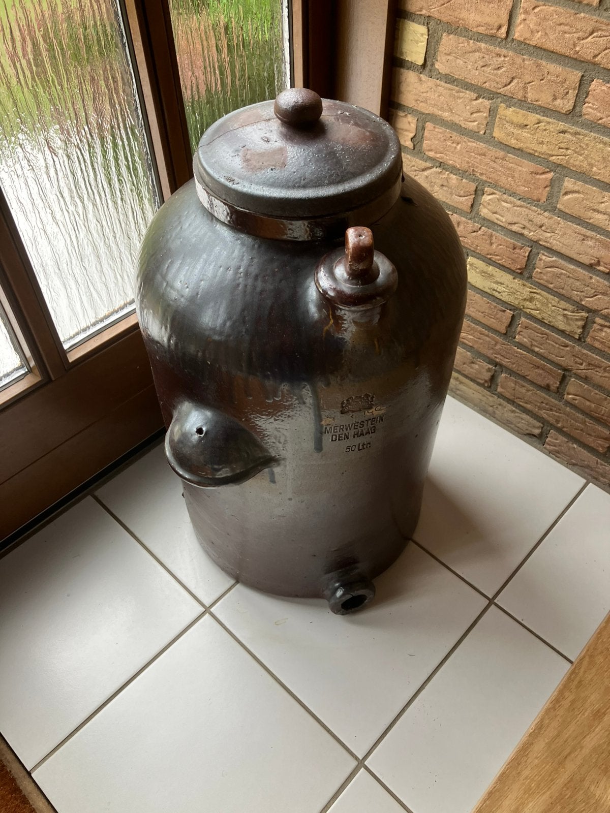 Vat en of pot, Huis en Inrichting, Ophalen, Gebruikt, Bruin, Met deksel