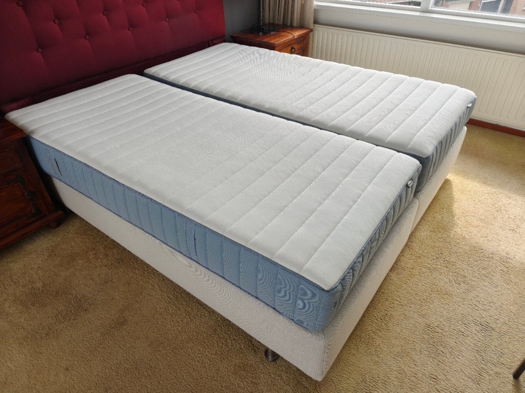 bed boxspring met matras (en evt hoofdbord), Ophalen, Tweepersoons, Zo goed als nieuw, 180 cm