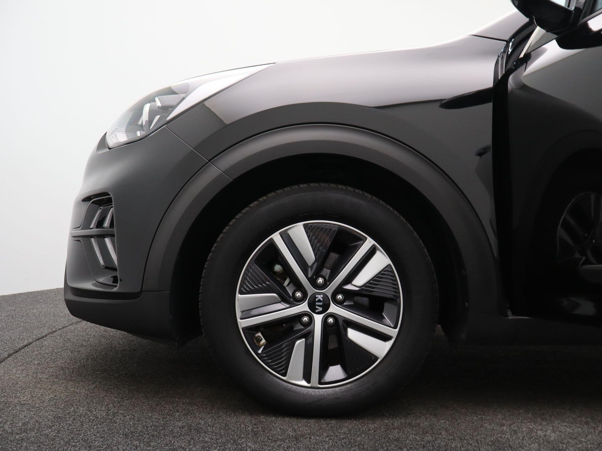 Foto 17 van Kia Niro 1.6 GDi Hybrid DynamicLine | Clima | Navi | Camera