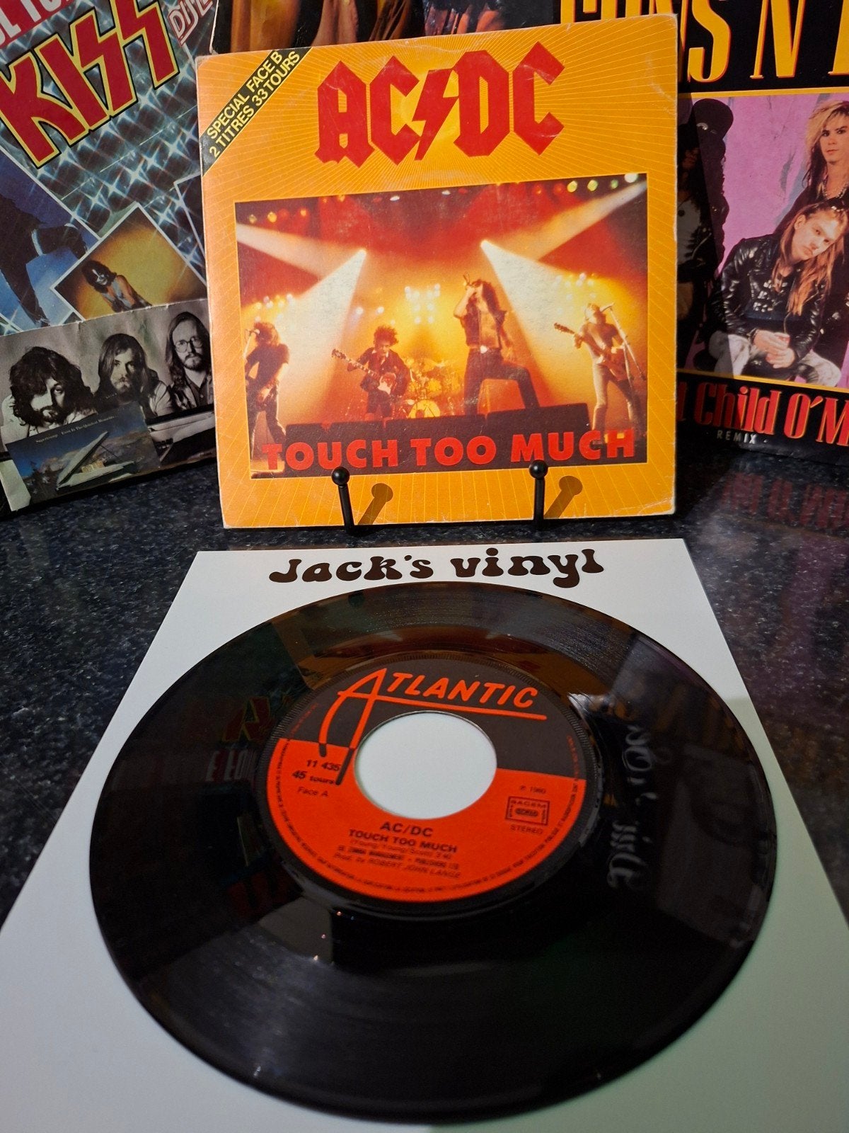 AC/DC - Touch Too Much 7 inch vinyl single 1980, Gebruikt, 7 inch, Ophalen of Verzenden, Fotohoes