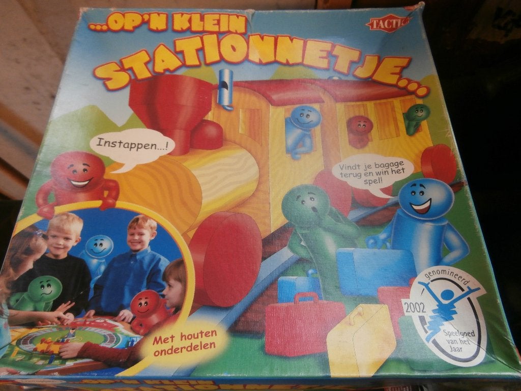 bordspel Tactic op n klein stationnetje genomineer spel 2002, Ophalen of Verzenden, Gebruikt