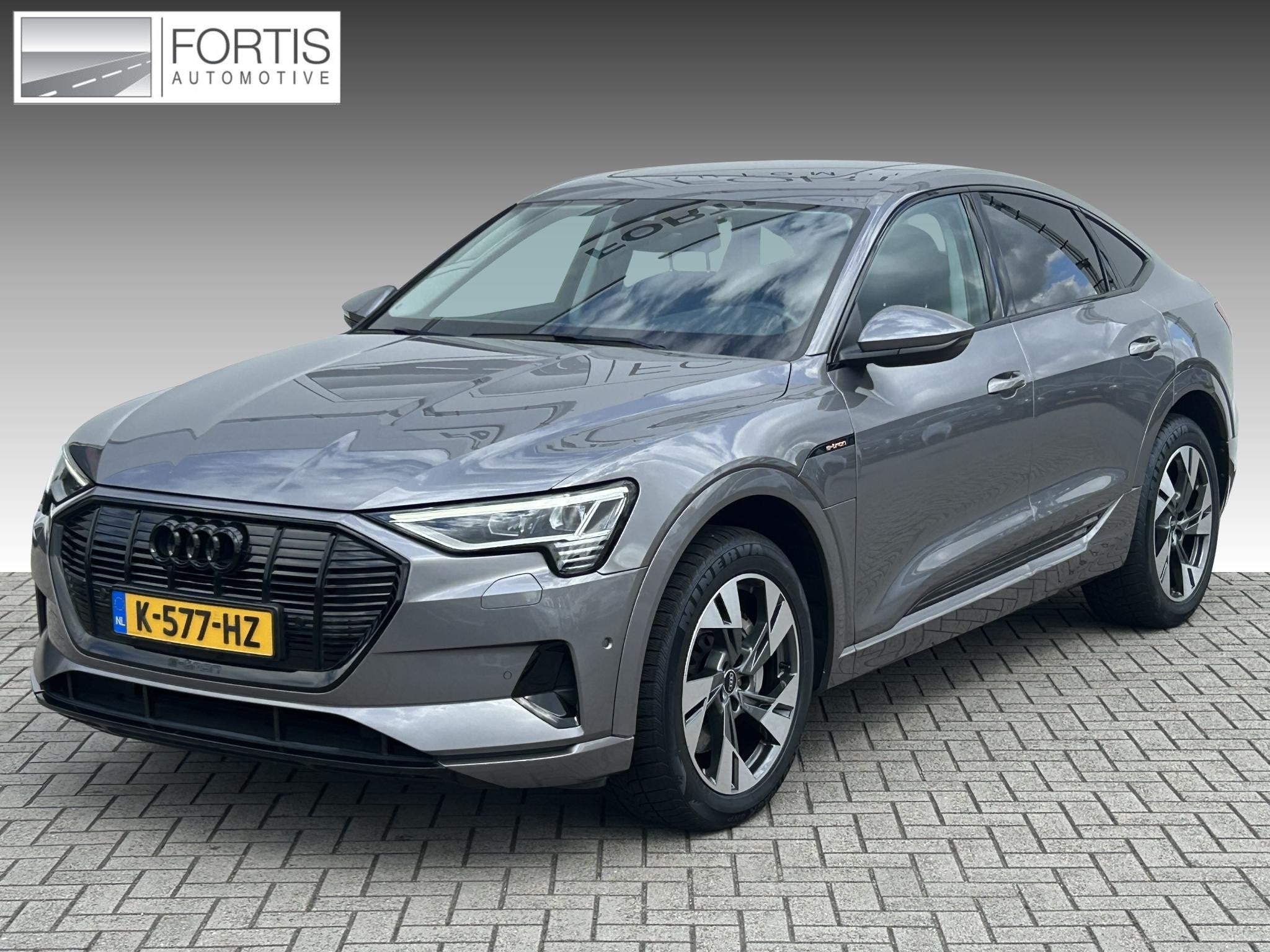 Audi e-tron Sportback 55 quattro Business edition Plus 95 kW, Auto's, Automaat, 131 €/maand, Zwart, 95 kWh