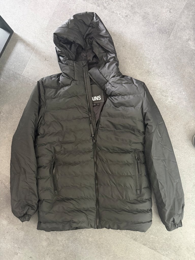 Rains Trekker jas, Dons, capuchon, zwart, Small, Nieuw, Kleding | Heren, Jassen | Winter, Zwart, Nieuw, Ophalen of Verzenden, Rains