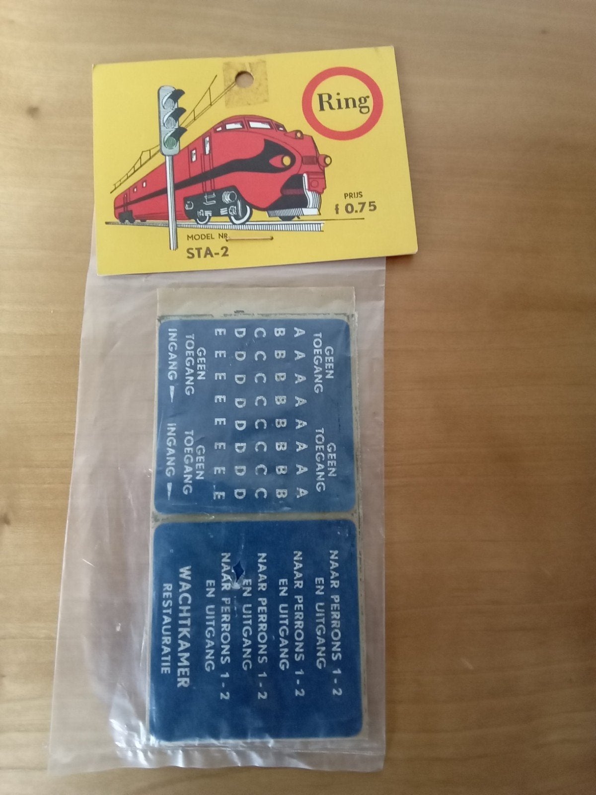 Stickers voor modelbouw treinen Ring model STA-2 in ovp, Ophalen of Verzenden, Nieuw, 1:50 tot 1:144