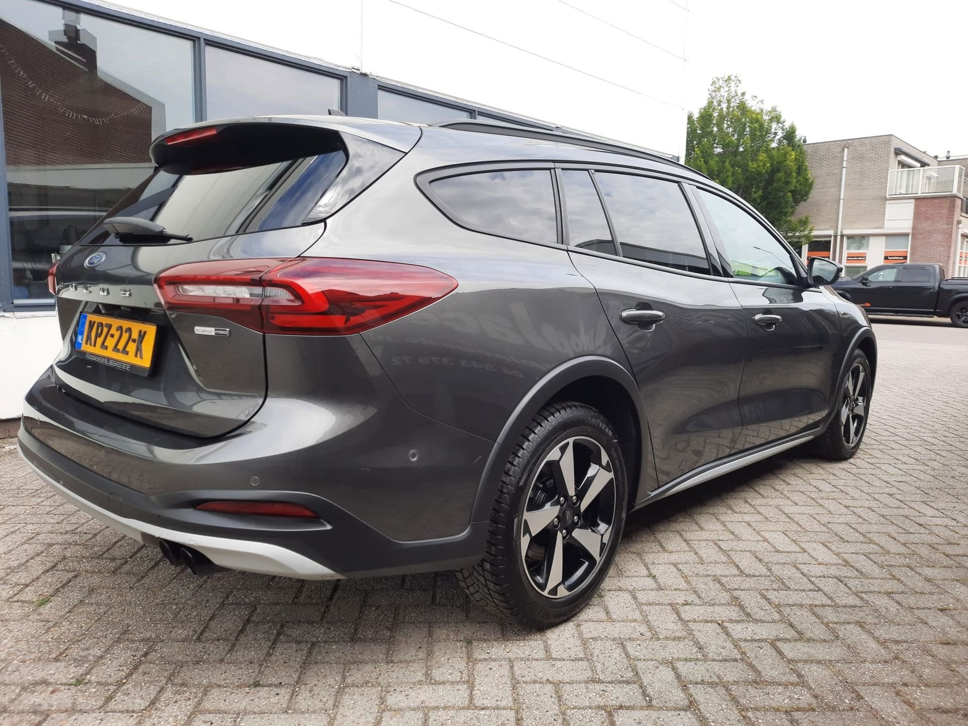 Ford Focus Wagon 1.0 Eco Hybrid Titanium 2023 nw model super, Gebruikt, Euro 6, Hybride Elektrisch/Benzine, 3 cilinders