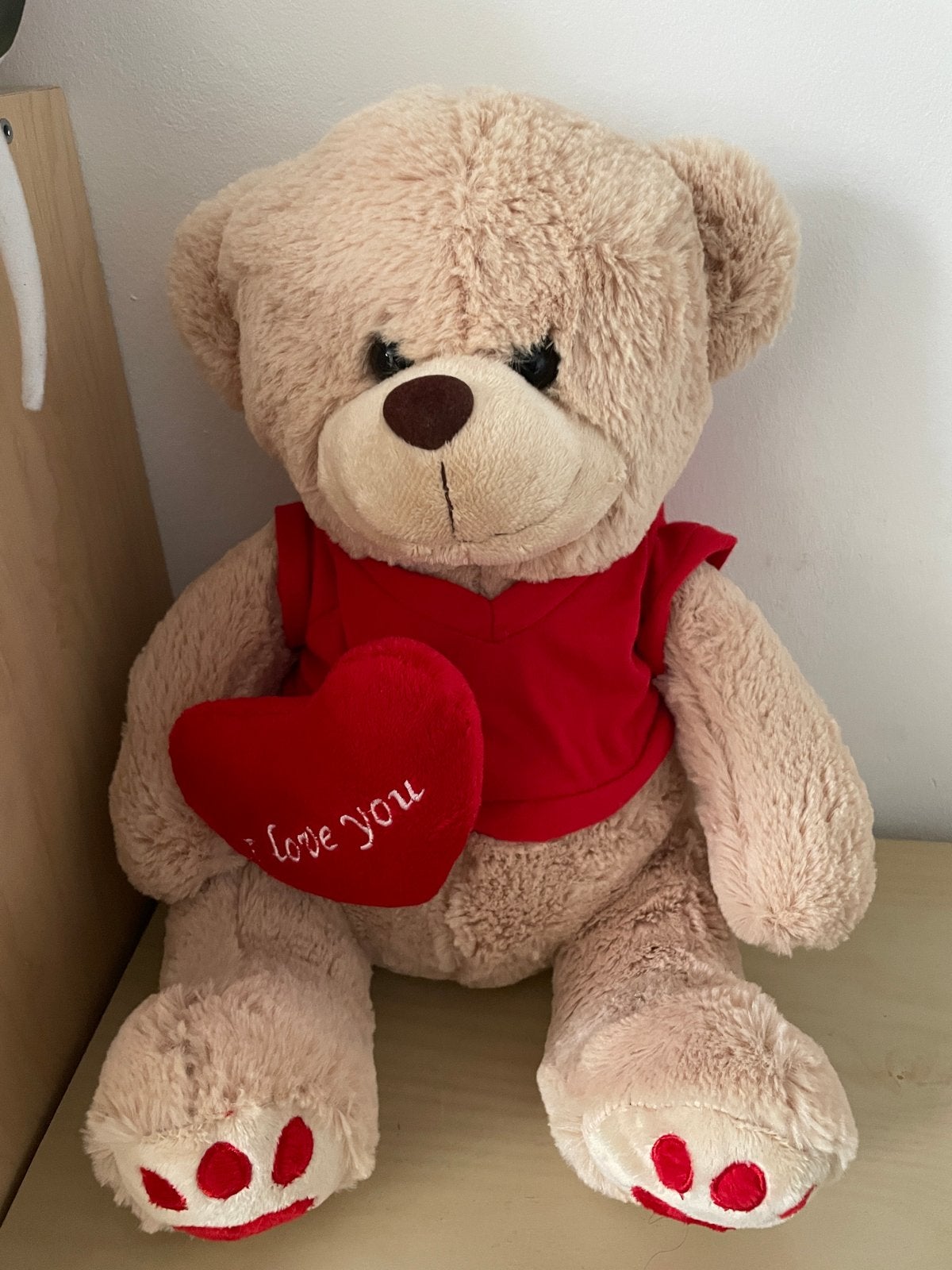 Middel grote teddybeer met 'I love you' hartje - Eddy Toys, Overige merken, Beer, Nieuw, Middelgroot (20 tot 80 cm)