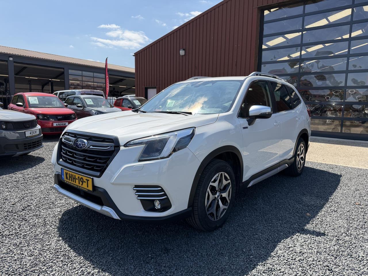 Subaru Forester 2.0I E-BOXER PREMIUM AWD LEDER SCHUIFDAK, Auto's, Subaru, Wit, Origineel Nederlands, Bedrijf, Forester