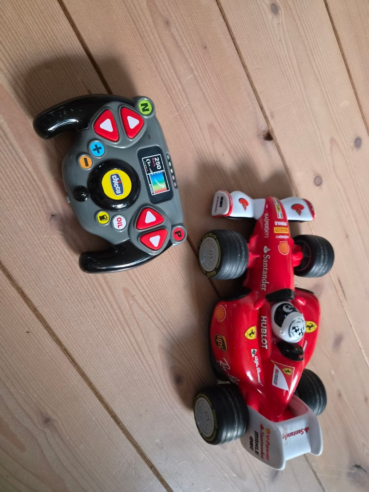 Chicco Ferrari Formule 1 raceauto met afstandsbediening, Ophalen, Gebruikt, Afstandsbediening