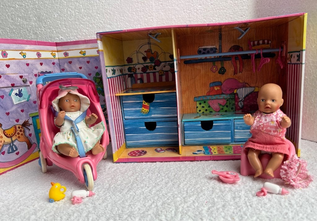 Mini baby born koffer met mini baby born driewieler + popjes, Ophalen of Verzenden, Zo goed als nieuw, Overige typen