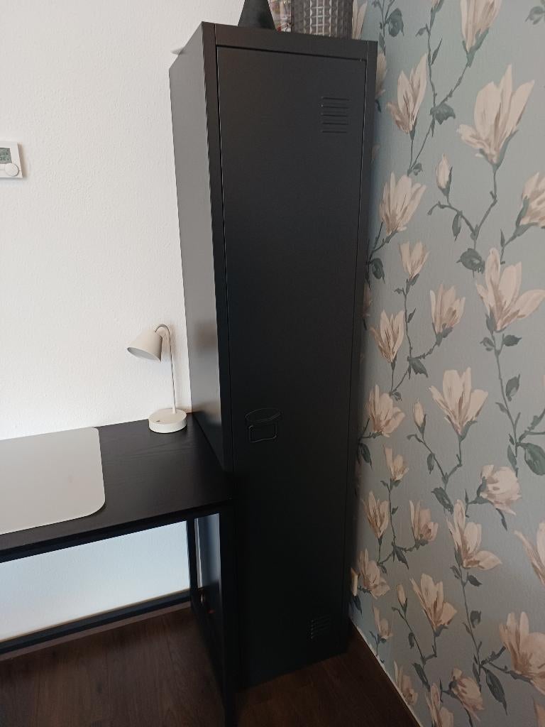 Lockerkast, Ophalen, Gebruikt