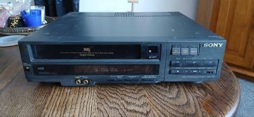 Sony SLV-401 VHS - speler - defect, Audio, Tv en Foto, Videospelers, Ophalen of Verzenden, Niet werkend, VHS-speler of -recorder