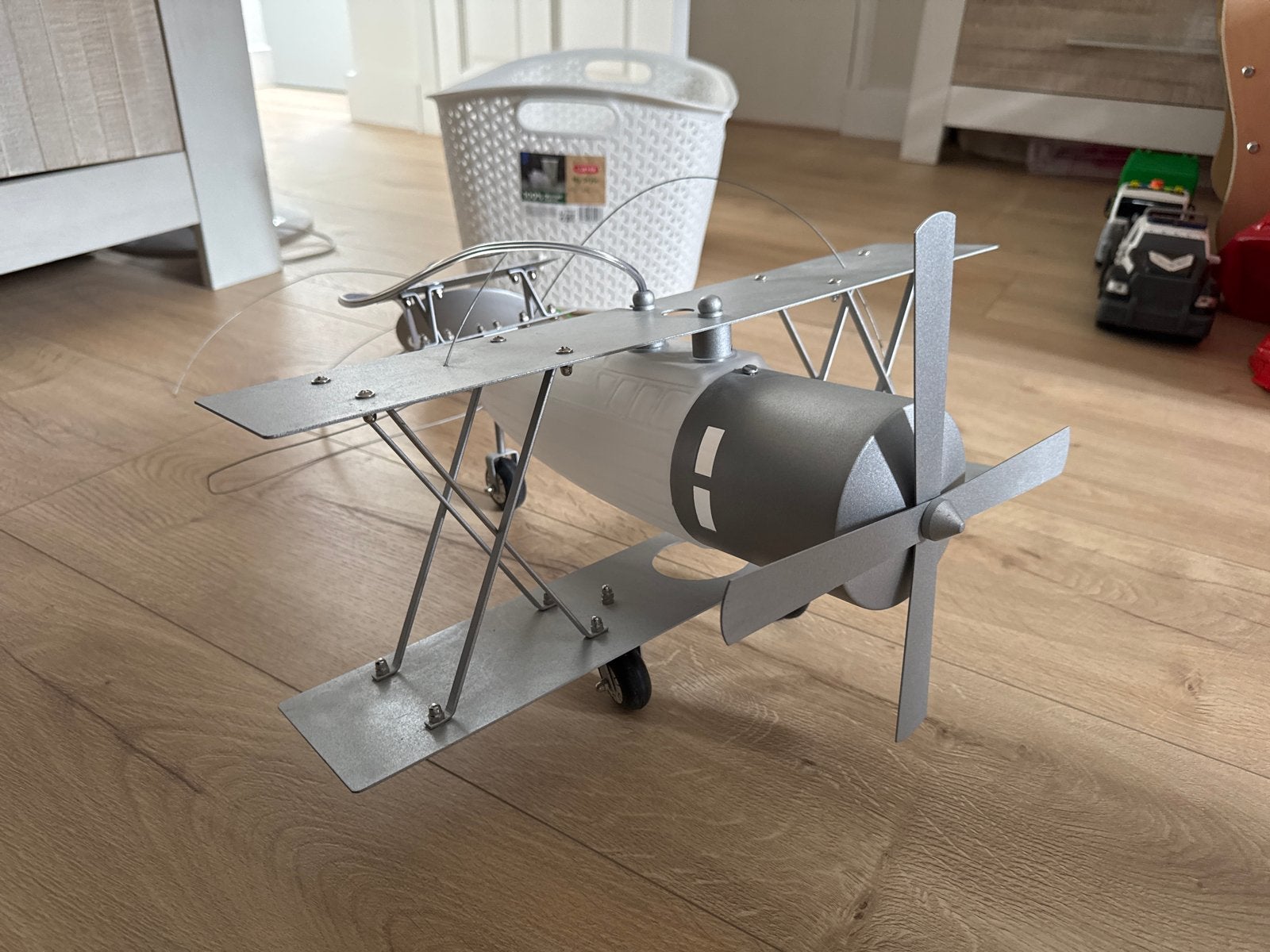 Vliegtuig Plafondlamp Kinderkamer - Grijs Metaal, Huis en Inrichting, Ophalen, 50 tot 100 cm, Zo goed als nieuw, Minder dan 100 cm