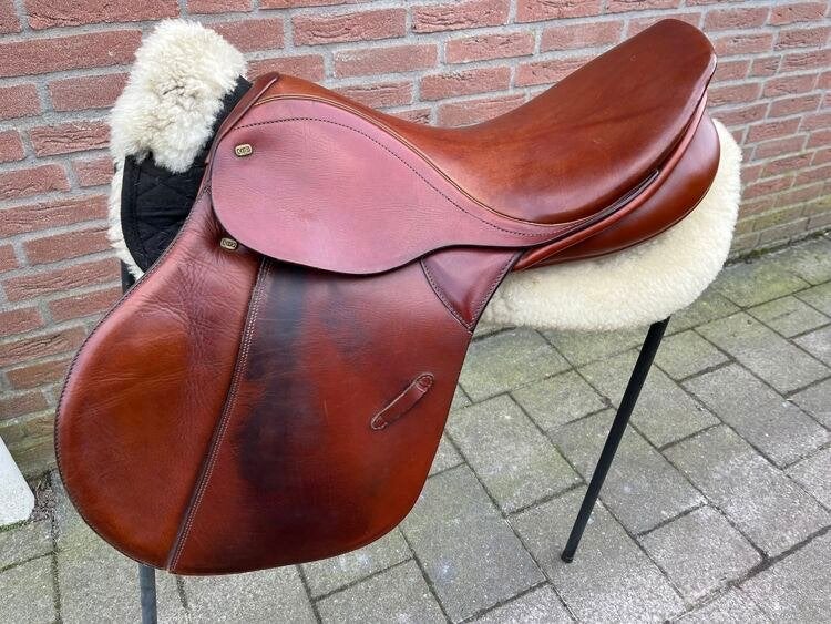 Springzadels 17,5 inch 18 inch, L (17.5 inch), Gebruikt, Vlakke zit, Ophalen of Verzenden