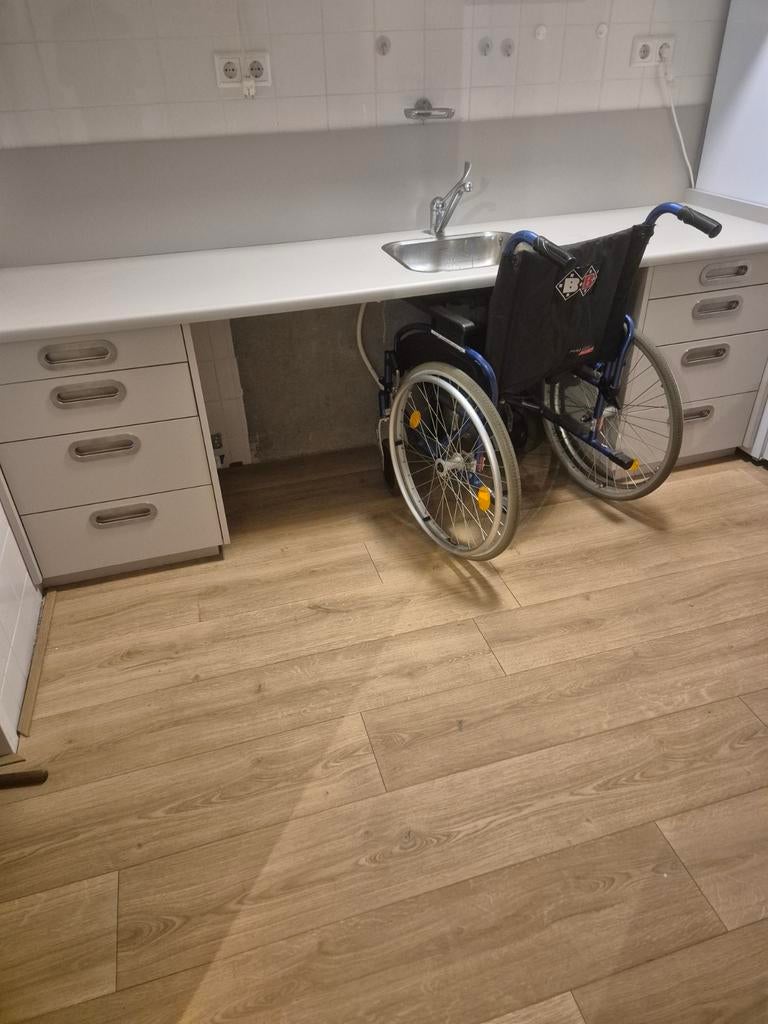 Keuken voor rolstoelgebruiker., Huis en Inrichting, Keuken | Complete keukens, Ophalen