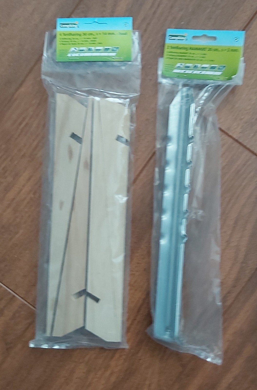 NIEUW: 4 houten 2 stalen 30cm haringen, Ophalen, Nieuw