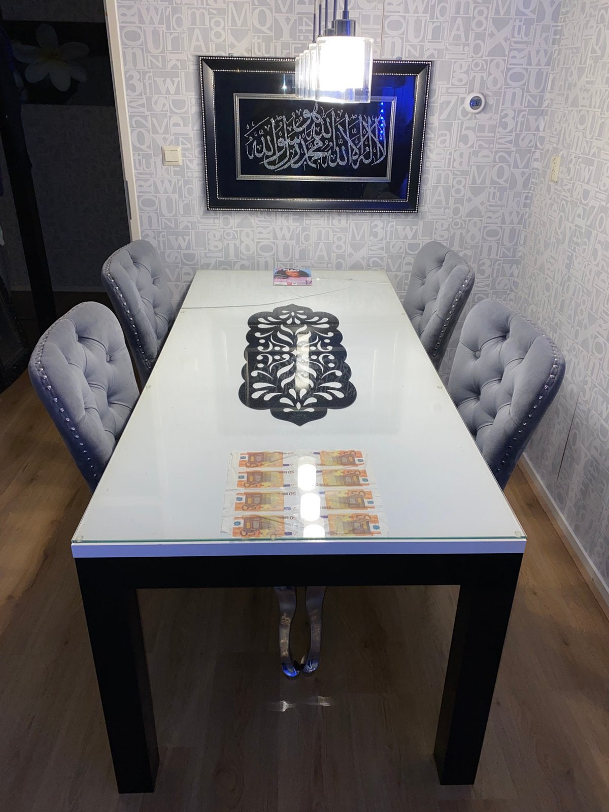 Italiaanse Hoogglans Eettafel, Ophalen, Zo goed als nieuw, Rechthoekig, 50 tot 100 cm