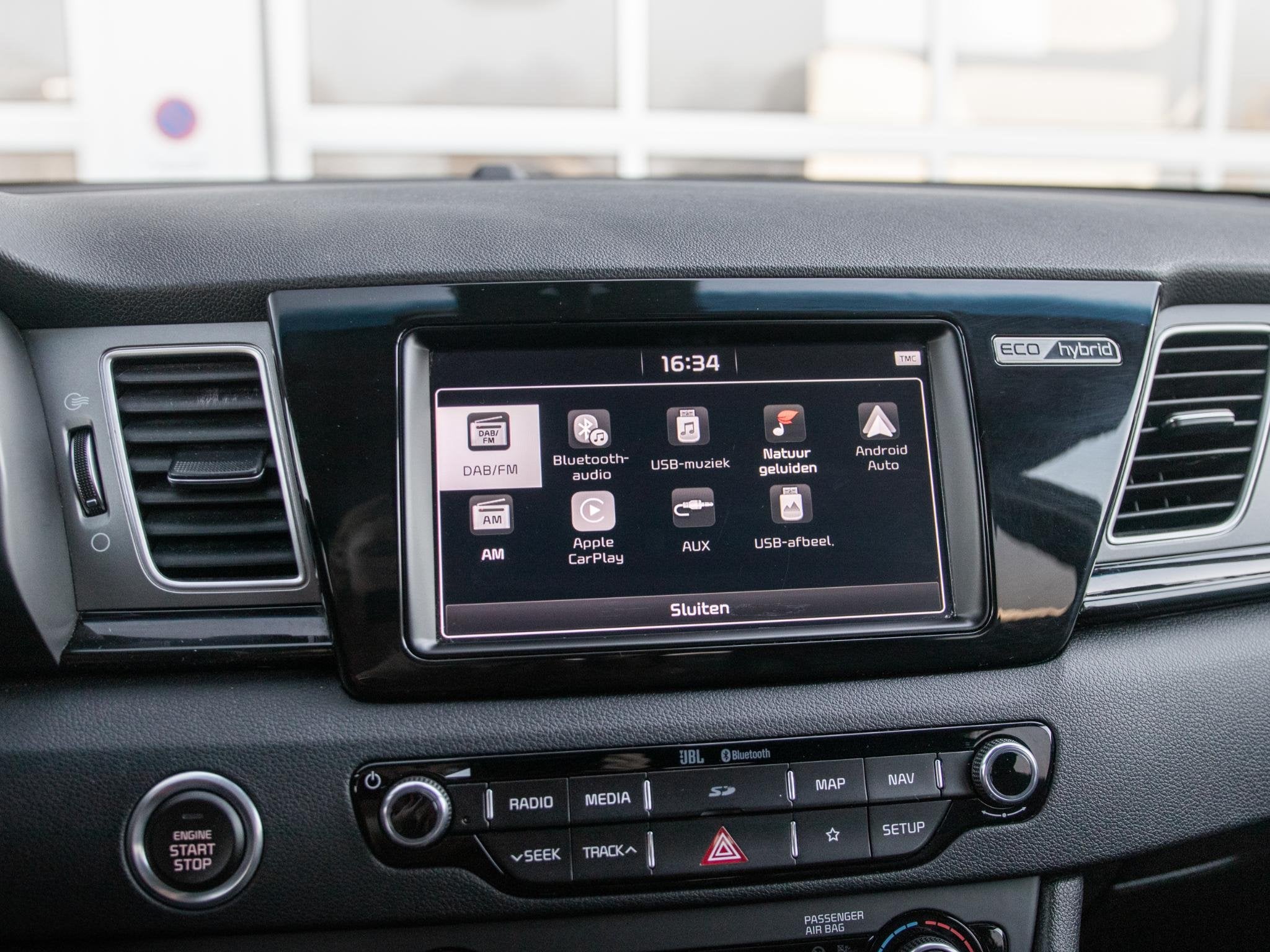 Foto 18 van Kia Niro 1.6 GDi Hybrid ExecutiveLine l lederen bekleding l