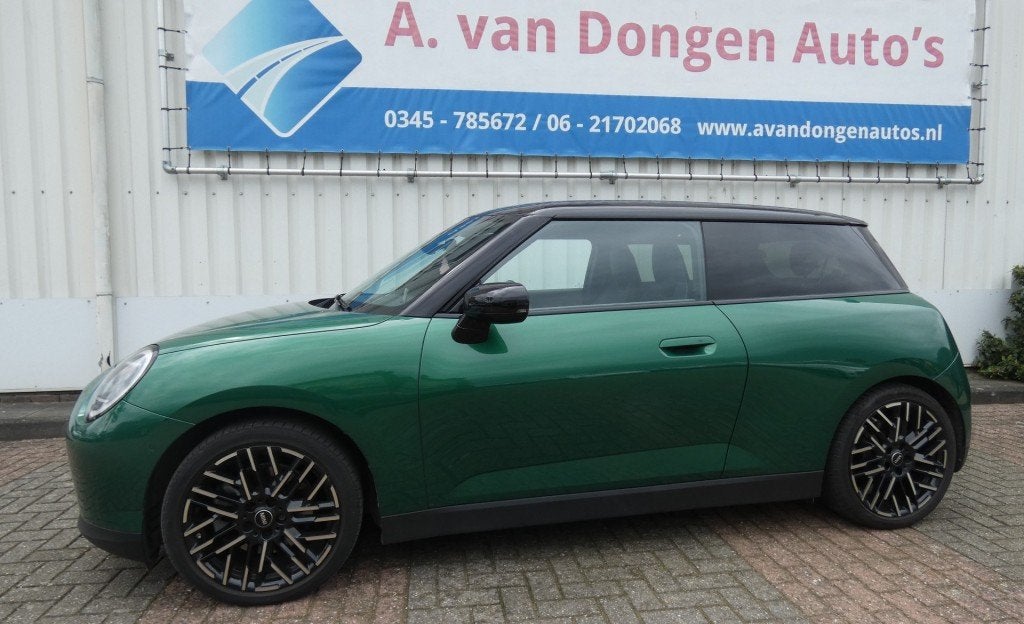 Mini COOPER SE COOPER SE FAVOURED M 54.2KWH,Pano,Led,Navi,Ca, Auto's, Mini, Bedrijf, Mini Electric, ABS, Airbags, Android Auto
