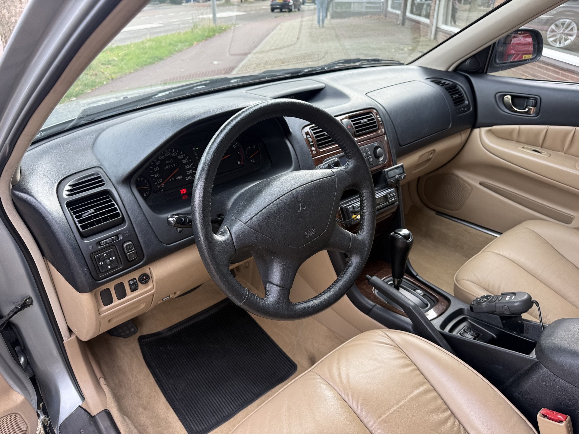Mitsubishi Galant 2.5 V6 automaat | | youngtimer | stoelverw, foto 12