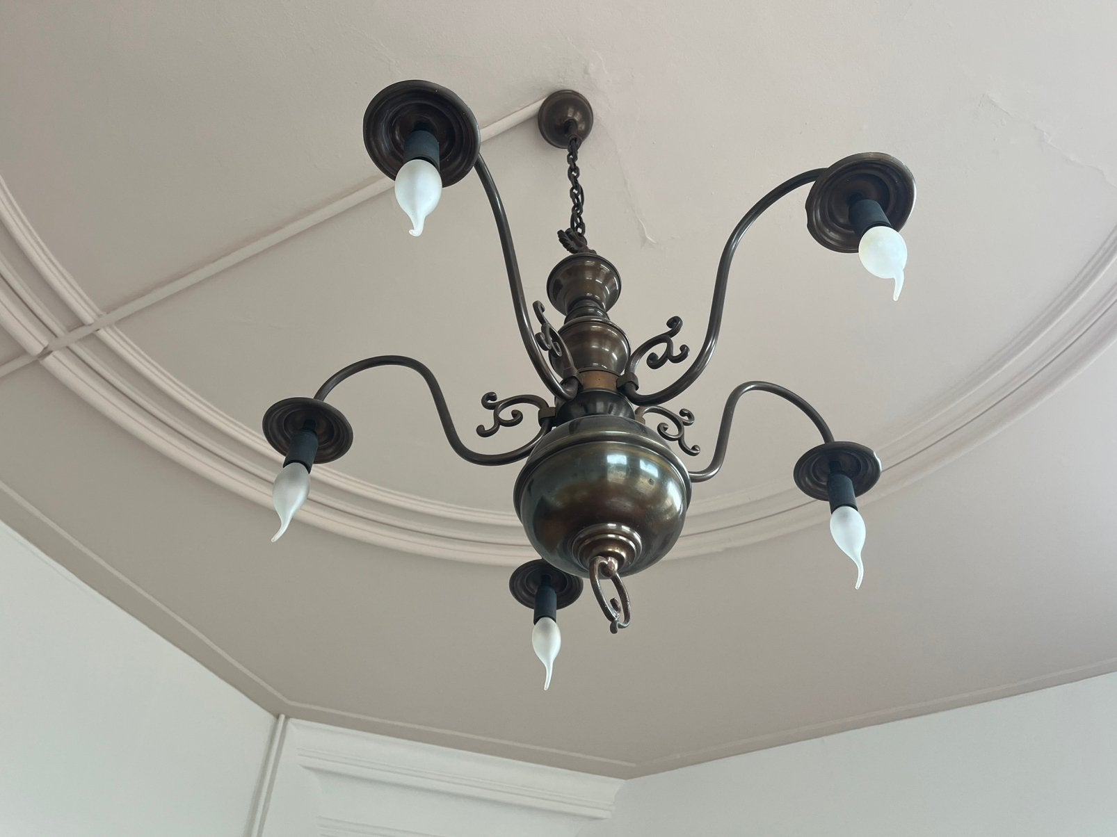 Vintage Kroonluchter met 5 armen van gepatineerd koper, Huis en Inrichting, Ophalen, Gebruikt, Metaal, Vroeg 20ste eeuw, decorative salvage, french elegance