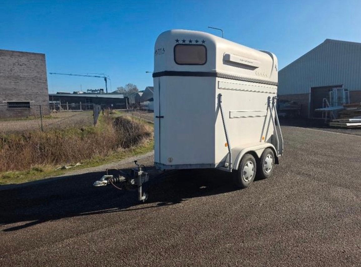 Heja 5sterren trailer aluminium vloer, Dieren en Toebehoren, Ophalen, Gebruikt, Aluminium, 1½-paards trailer