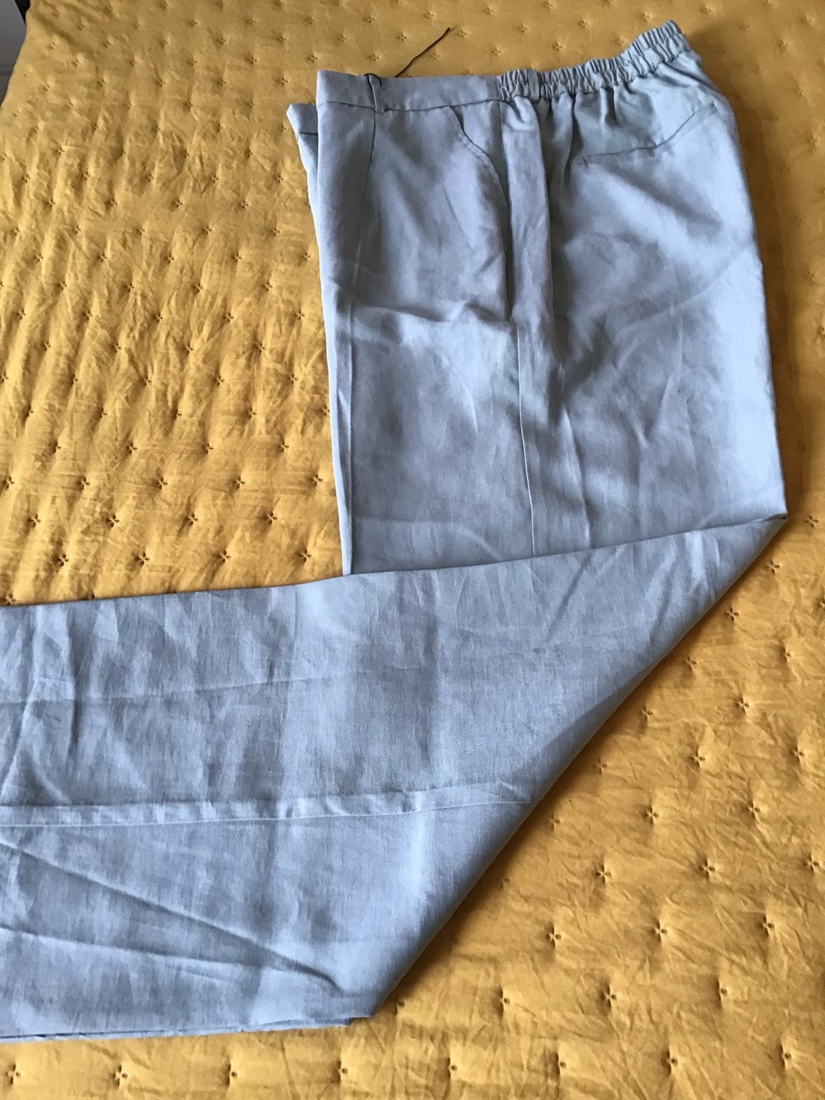 Elvira wijde broek maat 44 Kaki (groen) nieuw, Ophalen of Verzenden, Nieuw, Maat 42/44 (L), Groen
