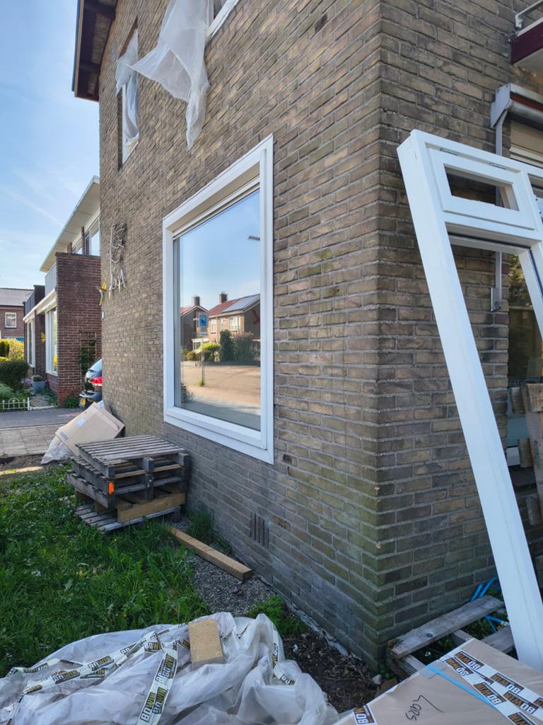 Kunststof kozijn met glas / GRATIS OPHALEN
