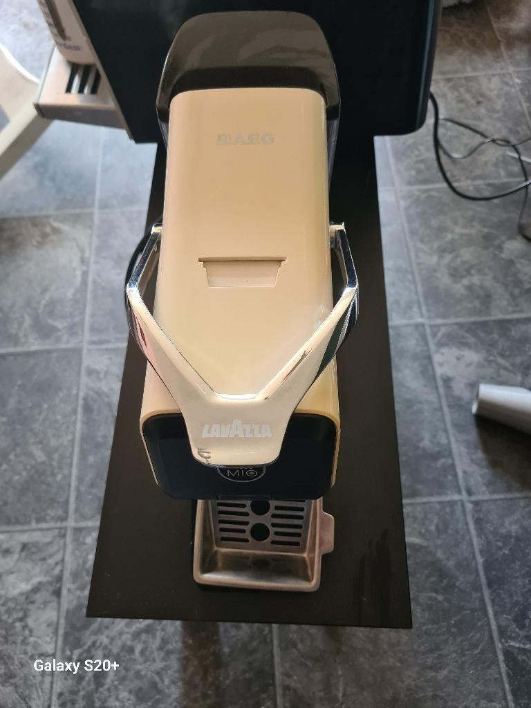 Lavazza Amodo Mio koffiemachine., Witgoed en Apparatuur, Koffiezetapparaten, Gebruikt, Koffiemachine, Ophalen of Verzenden, 2 tot 4 kopjes