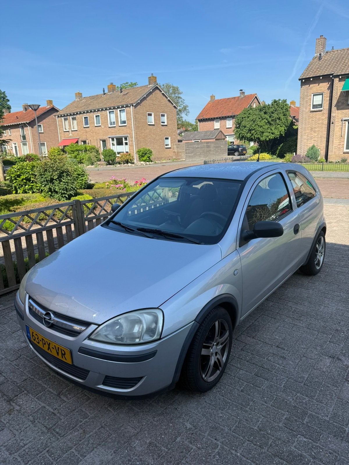 Opel Corsa1.2-16V 80PK APK t/m06-27 Nieuwe uitlaat LM velgen, Auto's, Voorwielaandrijving, 450 kg, 31 €/maand, 4 cilinders