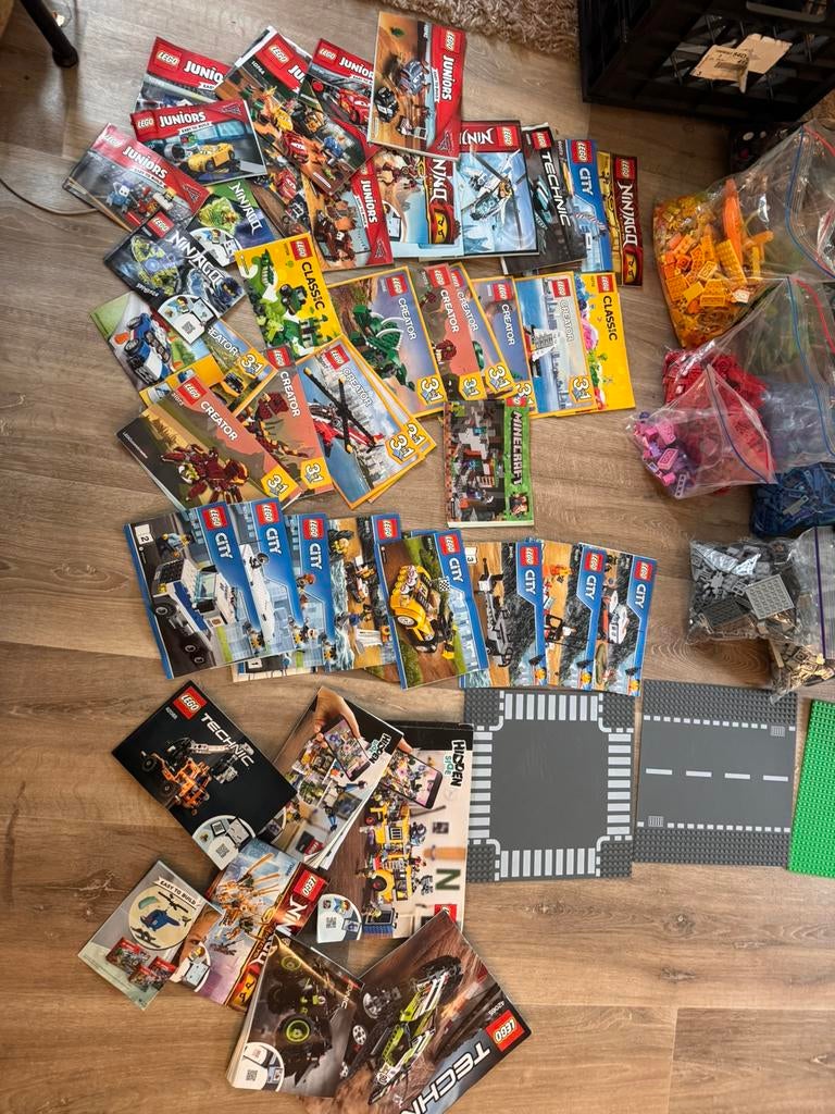 Lego verzameling inclusief boekjes, Ophalen of Verzenden, Zo goed als nieuw