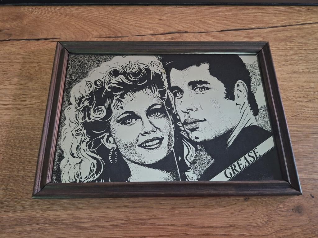 Vintage Grease spiegel - John Travolta & Olivia Newton-John, Ophalen of Verzenden, Rechthoekig, Minder dan 50 cm, Minder dan 100 cm