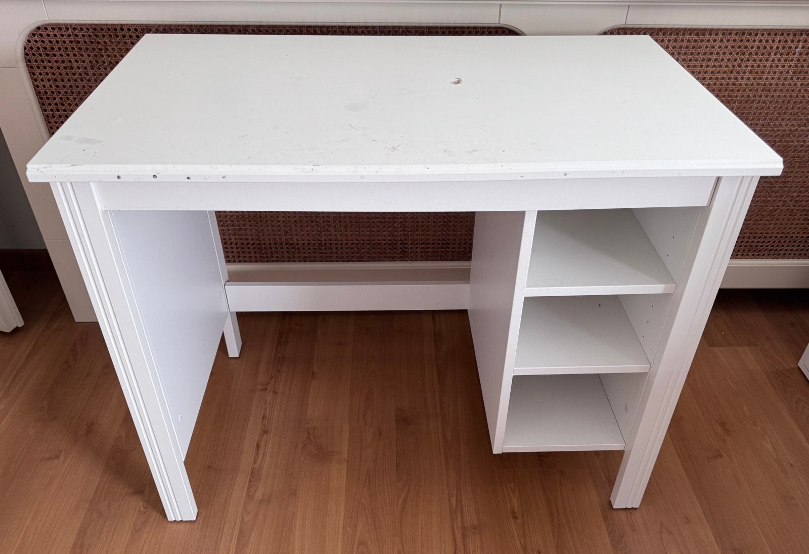 IKEA Brusali bureau 90x52 cm, Ophalen, Gebruikt