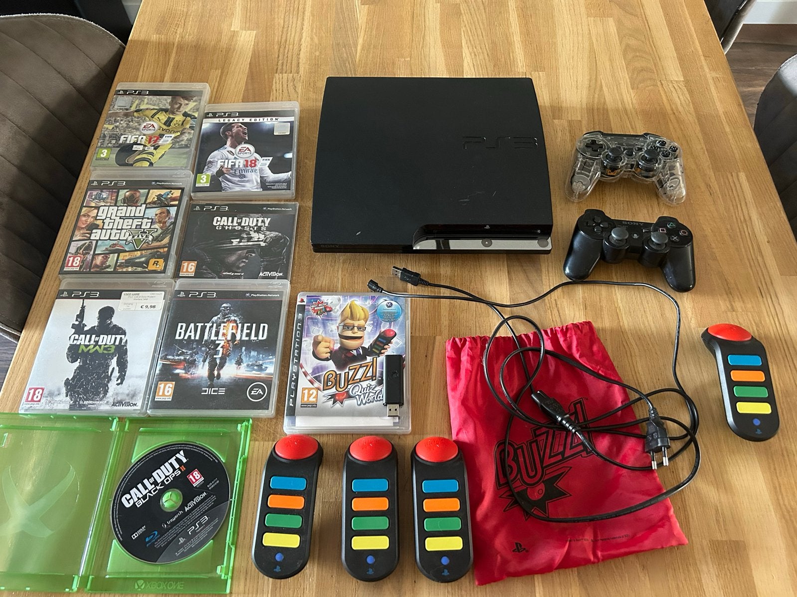 PlayStation 3 Slim met games en accessoires, Met 2 controllers, Slim, Gebruikt, Met games