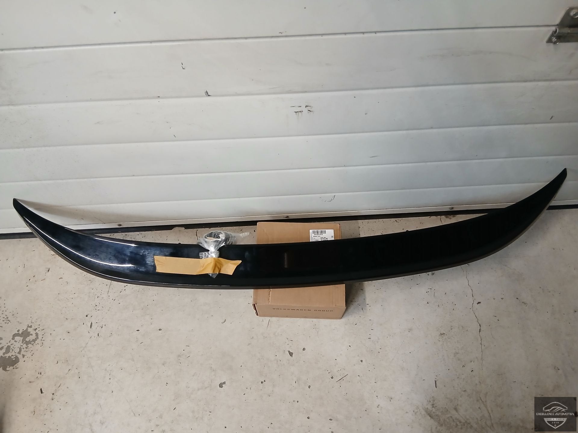 VW T-Roc Cabrio R-Line FL 2021+ Achterklep Spoiler 2GC827933, Gebruikt, Volkswagen, Volkswagen AG, Berliner Ring 2
38440  Wolfsburg, DE