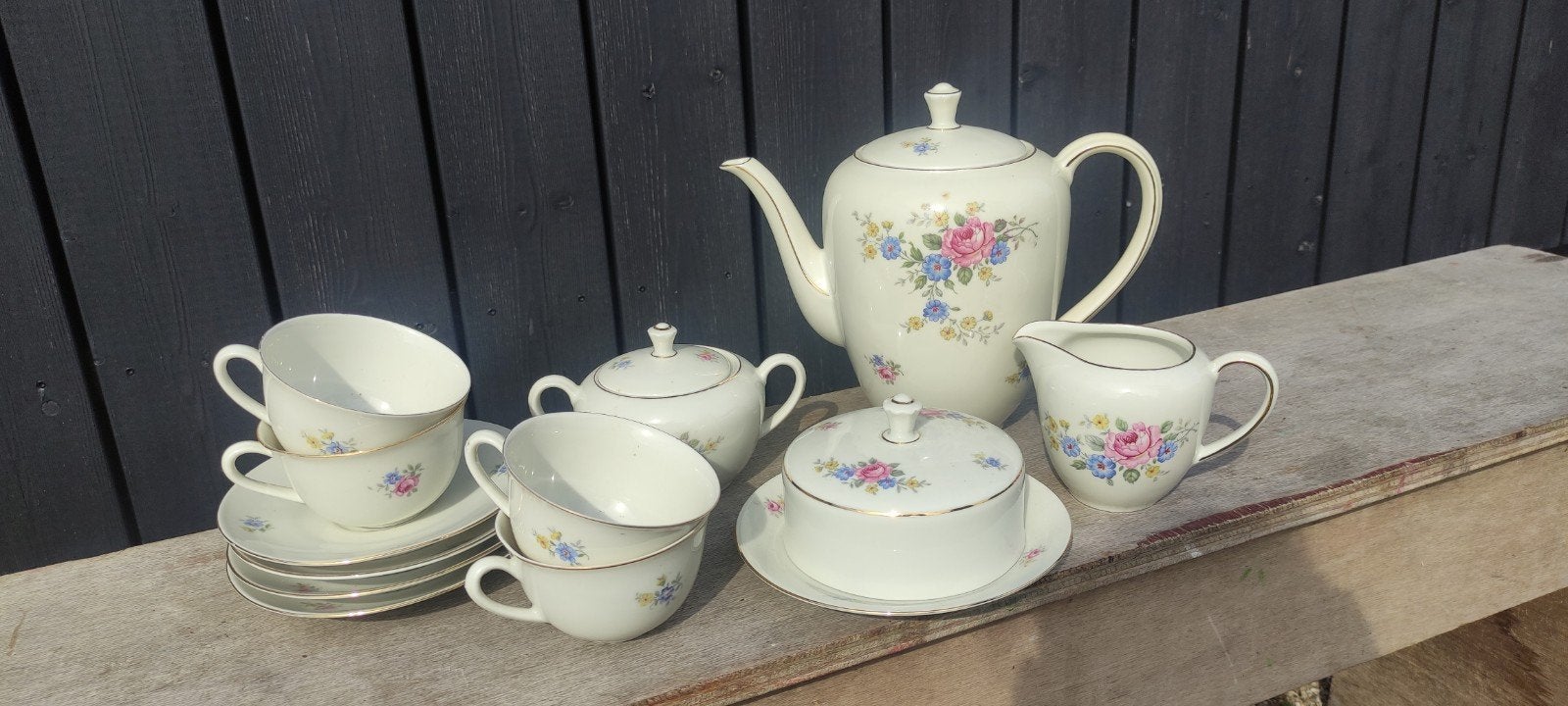 Vintage theeservies met bloemmotief - compleet, Huis en Inrichting, Overige merken, Vintage, Ophalen of Verzenden, Zo goed als nieuw