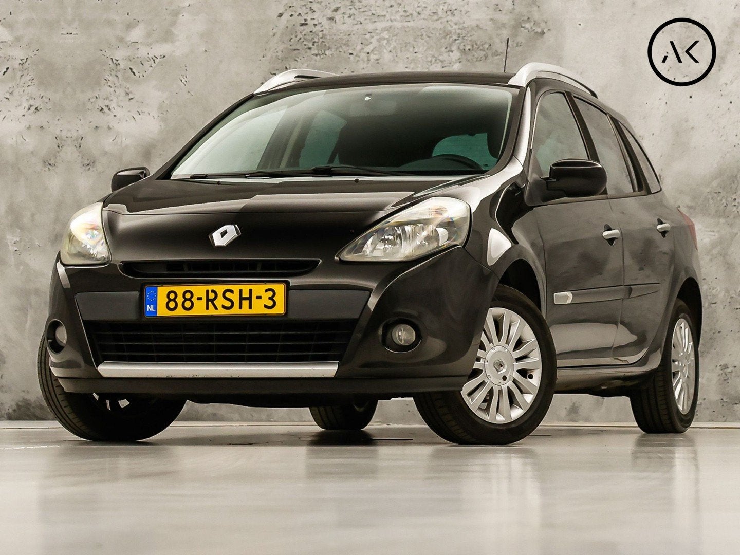Renault Clio Estate 1.2 TCE Collection (AIRCO, ELEK RAMEN, C, Auto's, Voorwielaandrijving, Gebruikt, Zwart, 4 cilinders