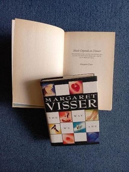 Much Depends On Dinner / The way we are ; Margaret Visser,, Ophalen of Verzenden, Zo goed als nieuw