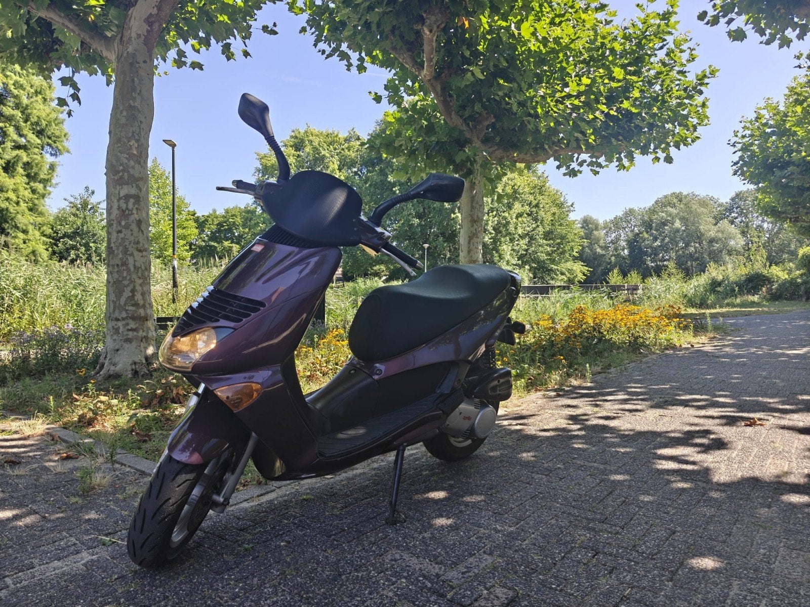 Aprilia Leonardo 150 Motorscooter, Scooter, Particulier