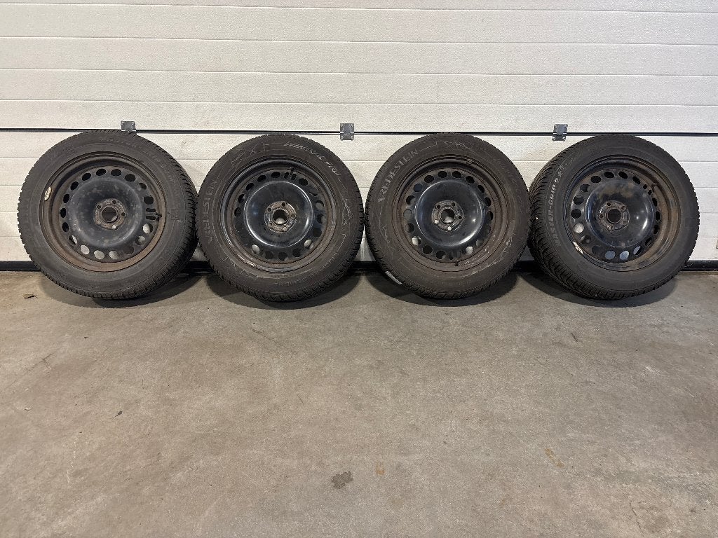 17" winterbanden st. 5 x 105 o.a. opel mokka, chevrolet trax, Ophalen, Banden en Velgen, 17 inch, Winterbanden
