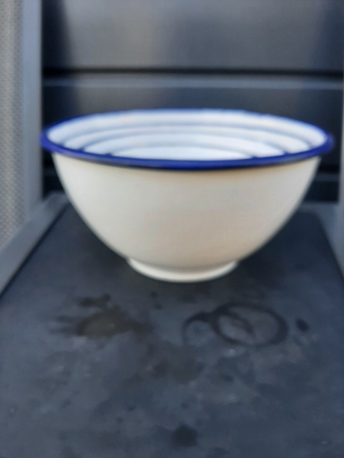 Emaille nest schalen. Wit met blauw rand. 4 dlg. Mooi model., Ophalen