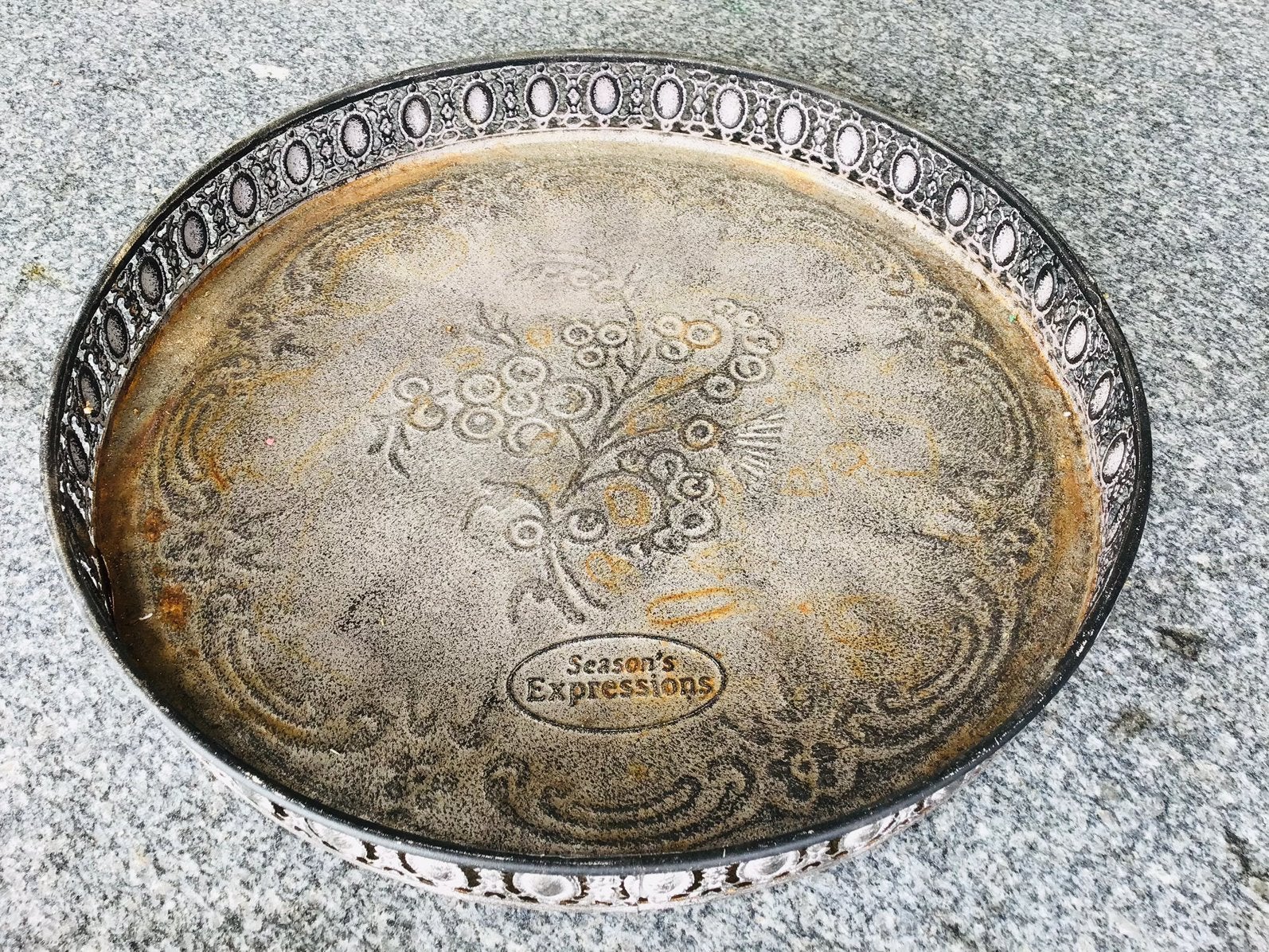 Mooie brocante metalen dienblad, diameter 32cm en hoogte 4cm, Ophalen of Verzenden, Gebruikt, Rond, Metaal