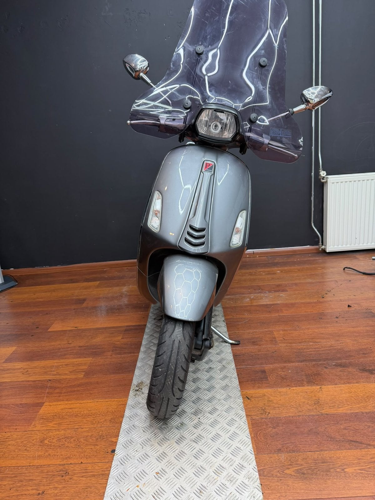 Vespa sprint, Ophalen, Zo goed als nieuw, Benzine, Vespa