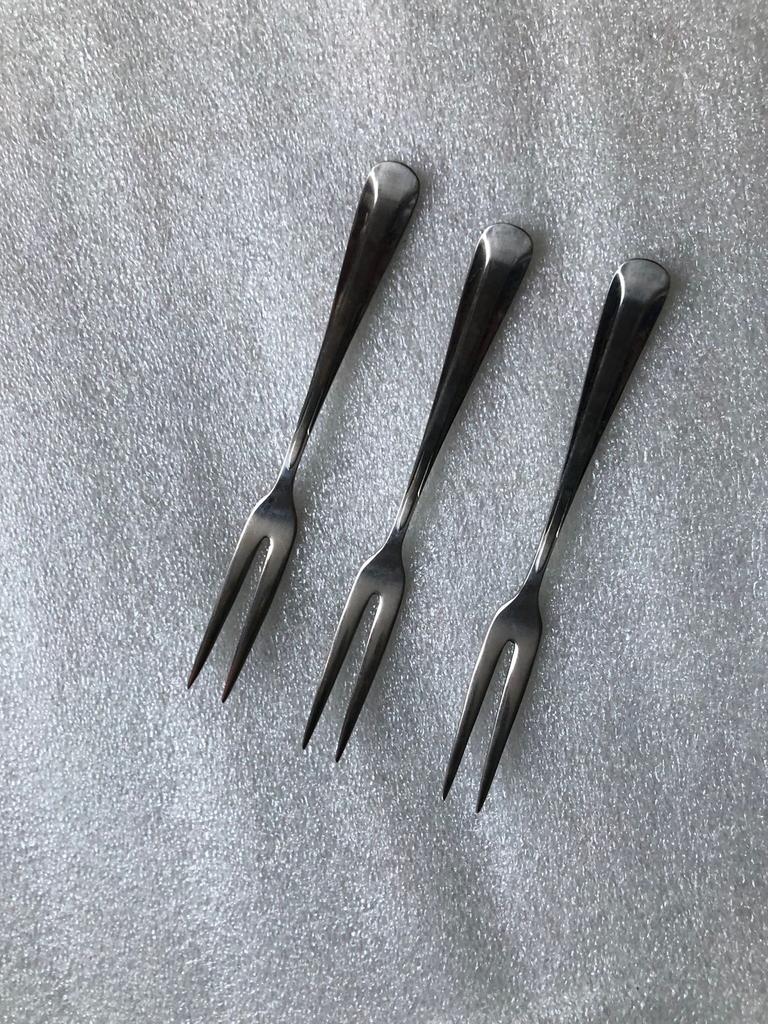 SOLA - DIVERSE X 3 STUKS ( VORK / MES ), Ophalen of Verzenden, Zo goed als nieuw, Rvs of Chroom