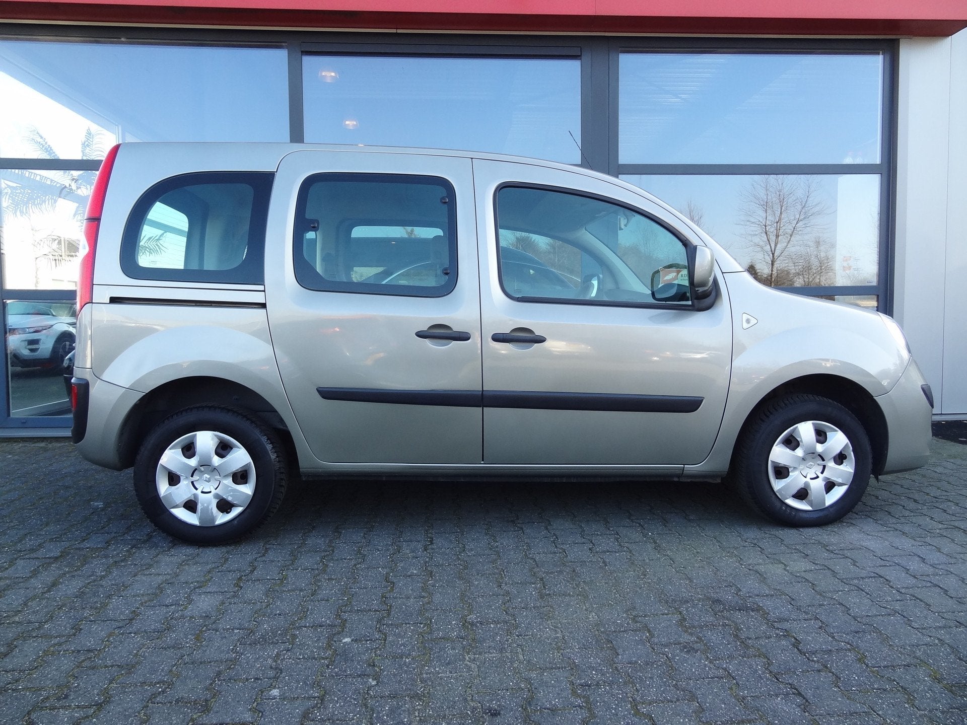Renault Kangoo Family 1.6-16V Expression | NL-AUTO | 5-ZITS, Stof, Gebruikt, 4 cilinders, Origineel Nederlands